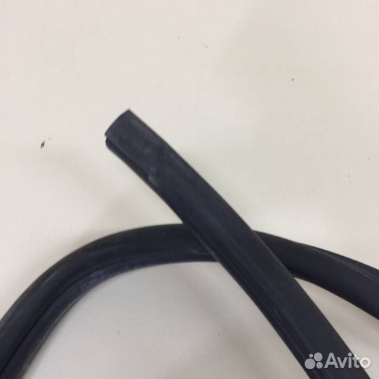 Уплотнитель проема двери задней правой Hyundai Sol