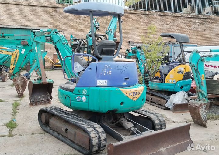 Мини-экскаватор Komatsu PC35MR-1, 2000