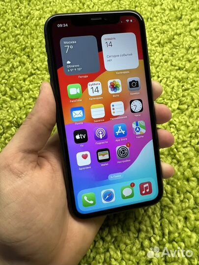 iPhone 11, 64 ГБ