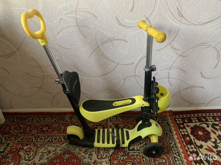 Детский самокат беговел 3 в 1