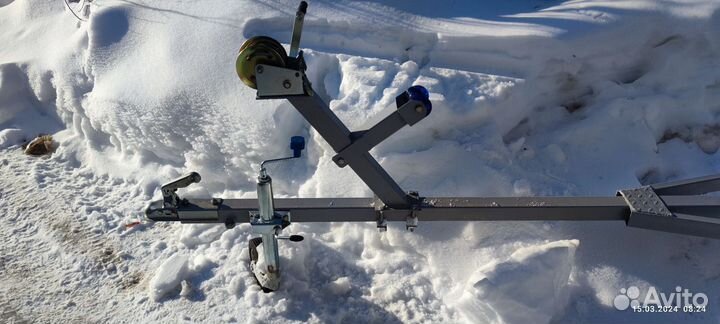 Лодочный прицеп