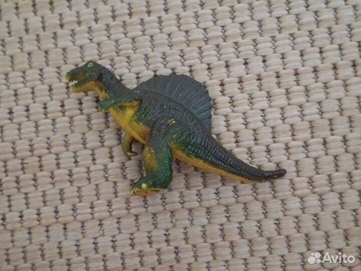 Игрушки динозавры