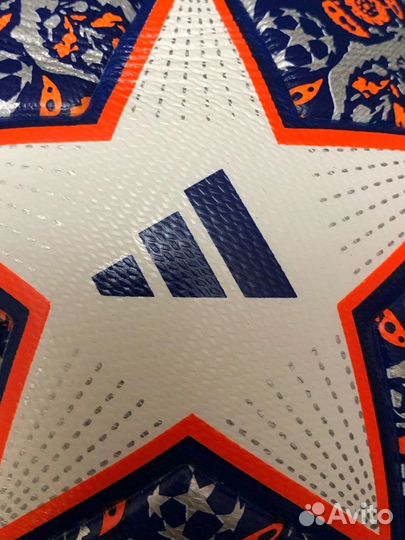 Футбольный мяч adidas лига чемпионов 2023