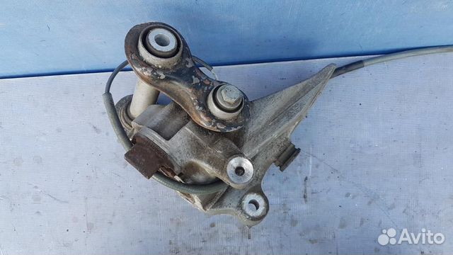 Кулак поворотный задний левый BMW 5-серия E60/E61