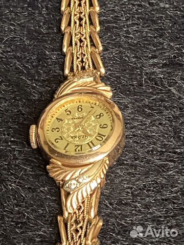 Часы золотые с браслетом 585