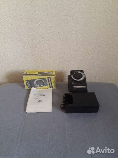 Фотоаппарат Смена 8М 1991г,экспонометр Свердловск6