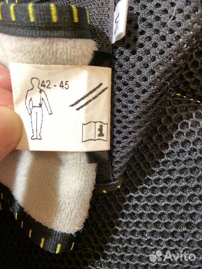 Защита спины dainese