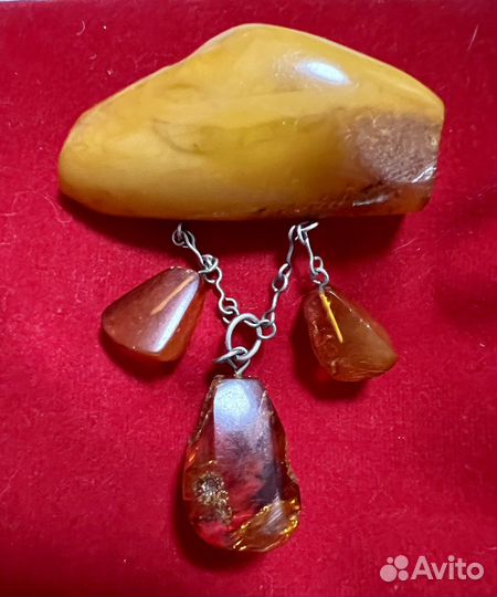 Брошь винтаж СССР янтарь желток