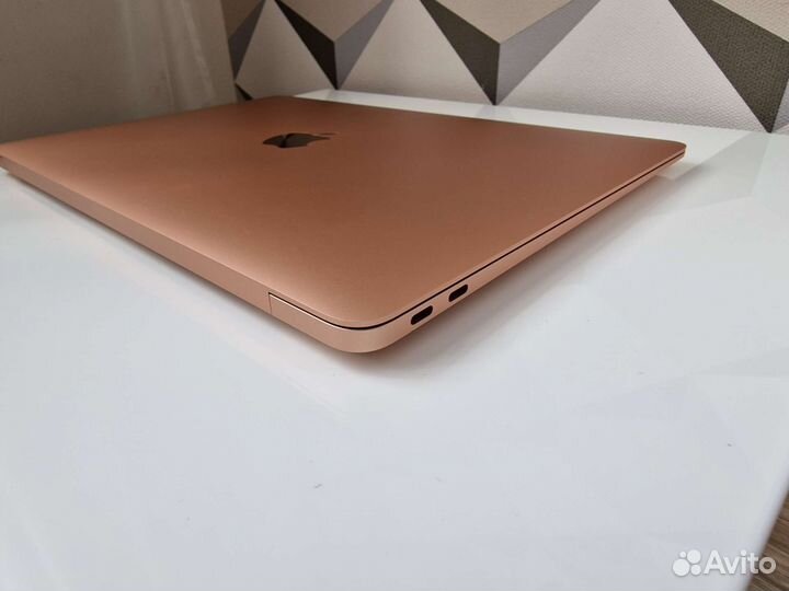 Ноутбук Apple MacBook Air