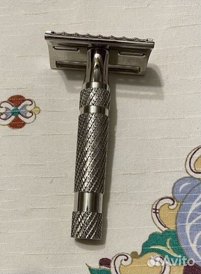 Бритвенный станок The Phoenix Prismatic