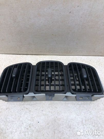 Дефлектор воздуховод торпедо Dodge Caravan EDZ