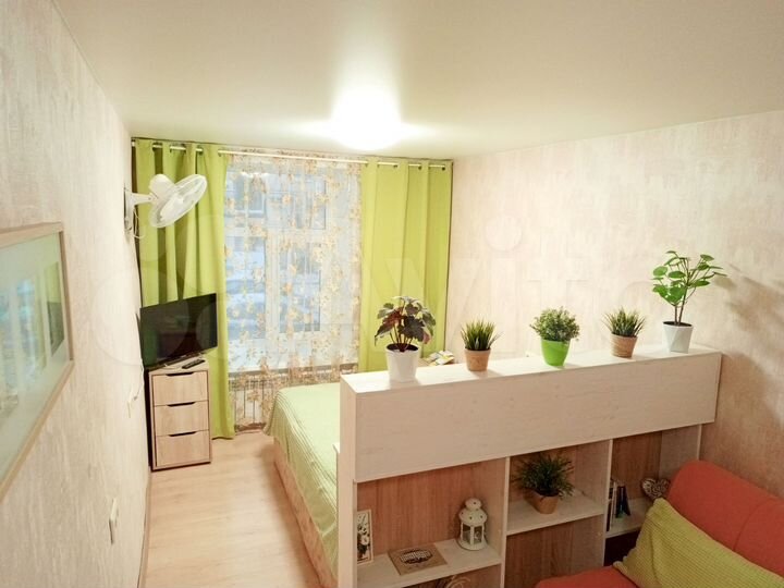 Комната 17 м² в 6-к., 1/5 эт.