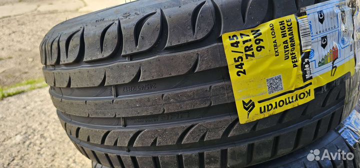 Kormoran Ultra High Performance 245/45 R17 99W