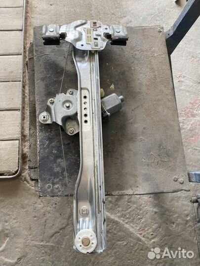 Задний правый стеклоподъемник шевроле круз