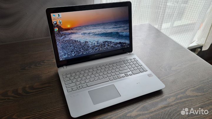 Sony vaio SVF152A29V Intel Core i5 SSD 256 gb 15.6