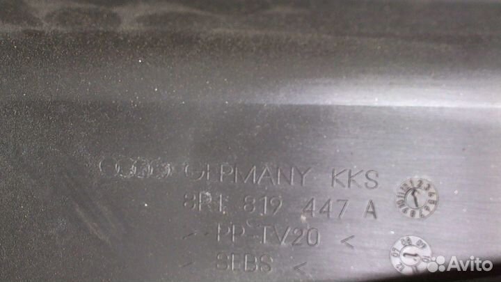 Жабо под дворники Audi Q5, 2010