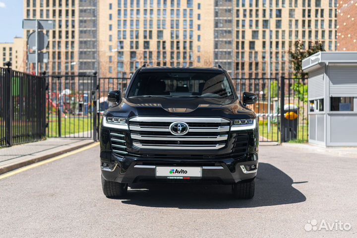 Toyota Land Cruiser 3.5 AT, 2023, 40 км