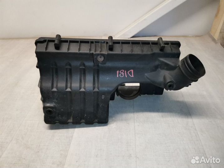 Корпус воздушного фильтра Volkswagen Golf 5 1.4