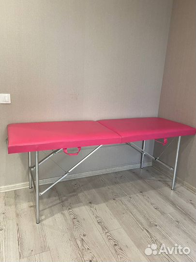 Массажная кушетка