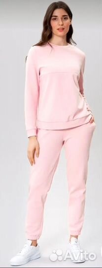 Костюм женский