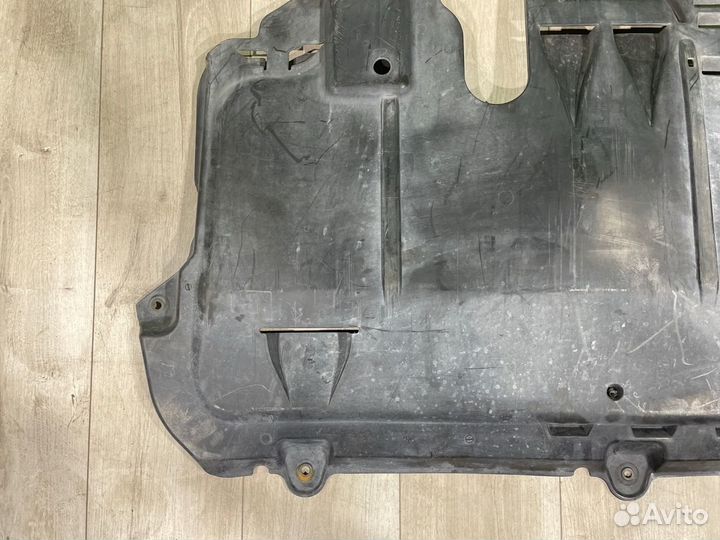 Защита двигателя Volvo V50 MW42 B4204 2.0 бенз