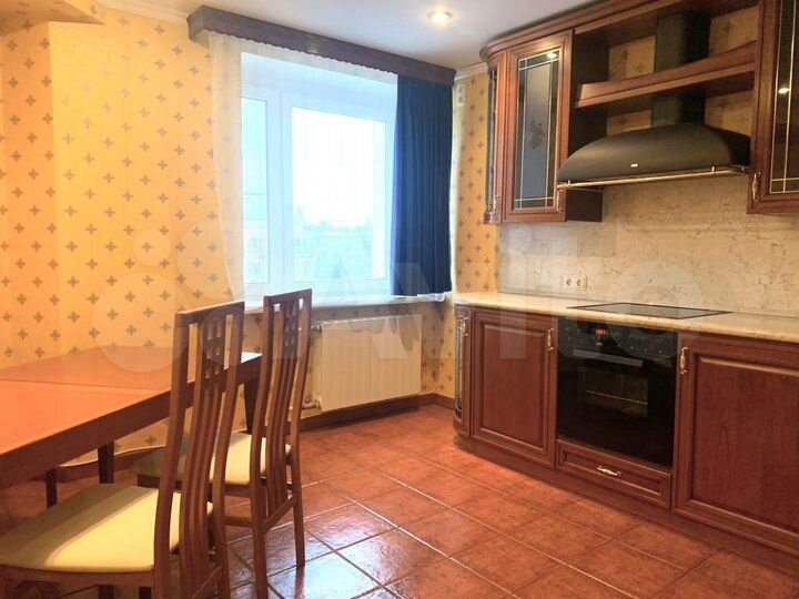 2-к. квартира, 82,5 м², 4/5 эт.