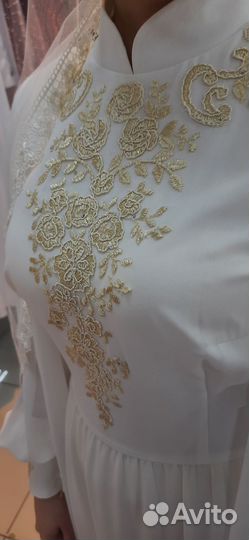 Платье, платок и фата на никах