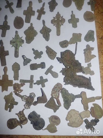 Личная коллекция нательных крестов и иконок