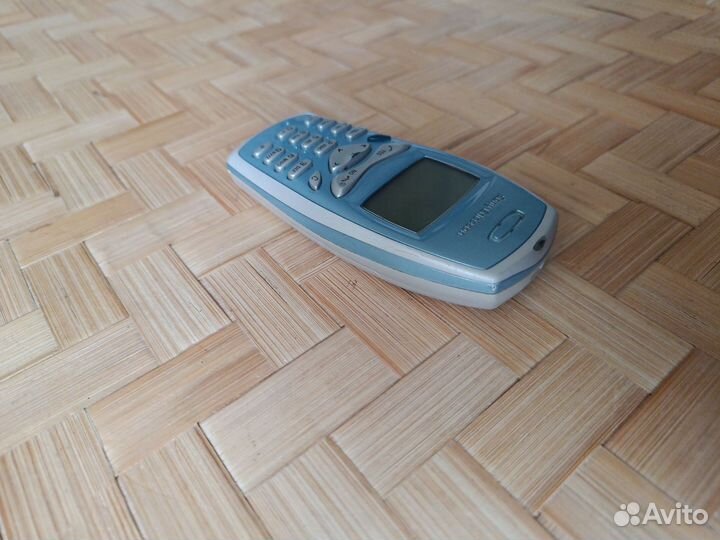 Sony Ericsson T200