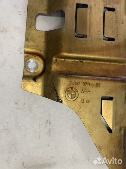 Маслоотражательная пластина на bmw, 7534070