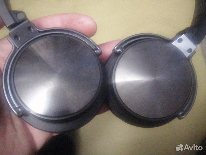 Беспроводные наушники