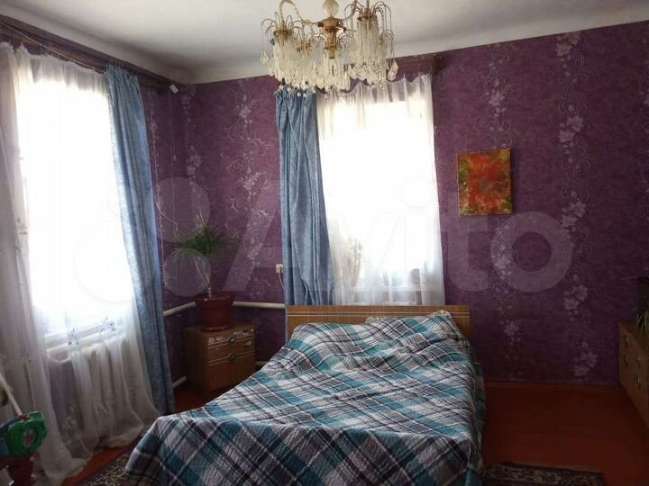 Дом 52 м² на участке 8 сот.