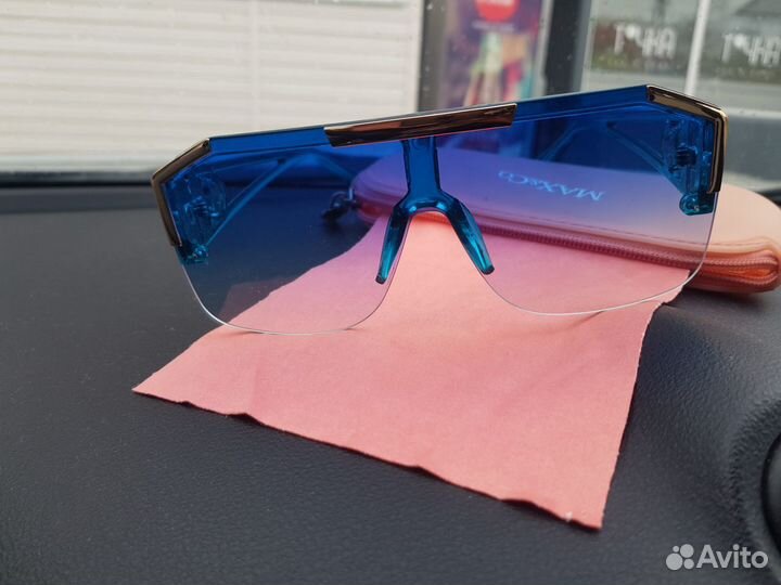 Солнцезащитные очки женские