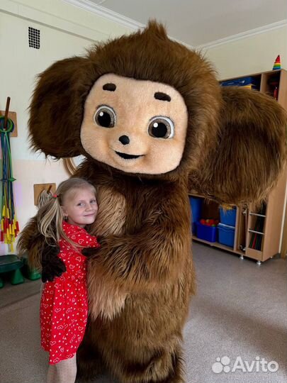 Ростовая кукла поздравит