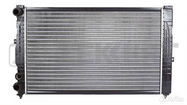 Радиатор охлаждения двигателя Audi A4 94, A6 II 97, Skoda Superb (3U4) 01, VW Passat V 96