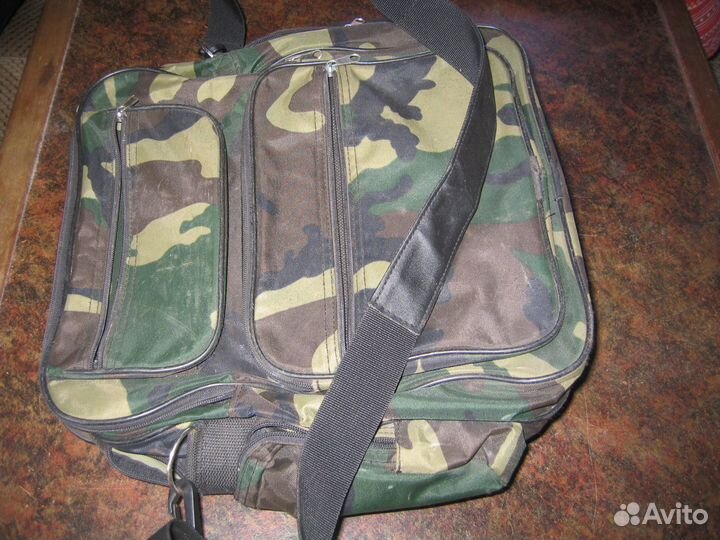 Сумки мужские плечевые бытовые