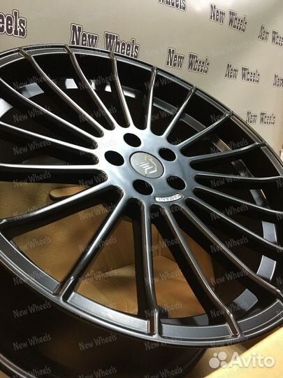 Диски Rang Rover Velar Volvo R22