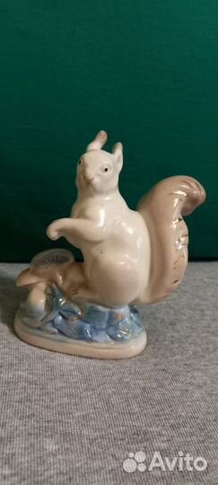 Статуэтка белочка, Гжель СССР