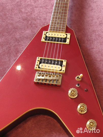 Электрогитара Magnum Flying V Japan