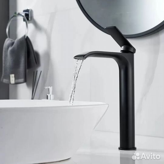 Смеситель для раковины-чаши Vieir V343512-C черный