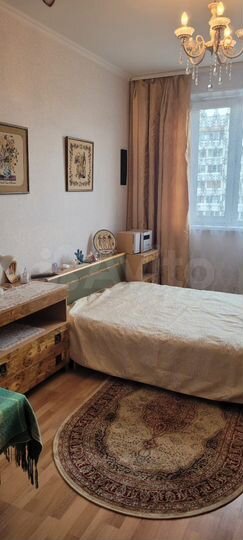 Комната 14 м² в 2-к., 10/14 эт.