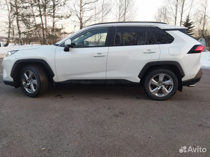 Toyota RAV4 2.0 CVT, 2021, 45 000 км