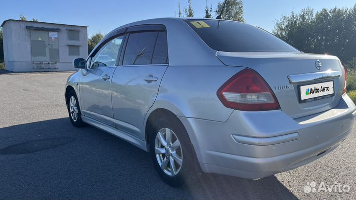 Nissan Tiida 1.6 AT, 2012, 130 000 км