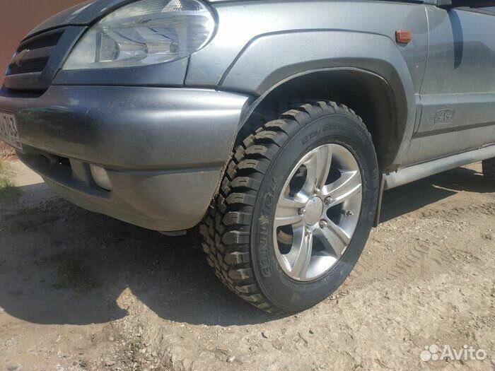 Contyre Expedition 215/65 R16