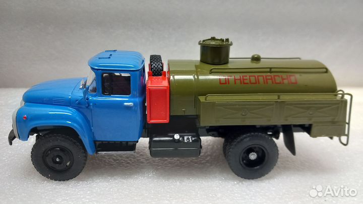 1:43 ЗИЛ-130 заправщик