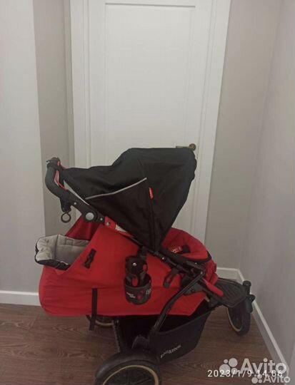Коляска для двойни или погодок