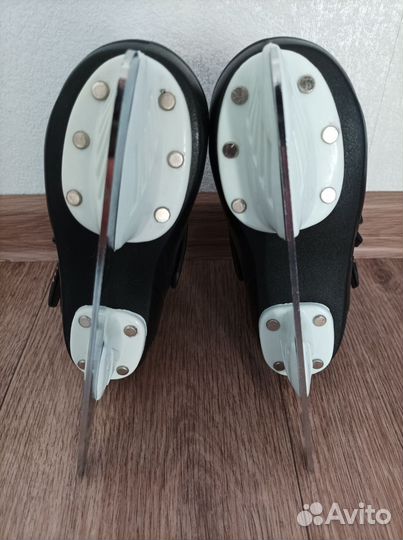 Коньки детские