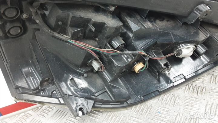 Фонарь Mazda 5 CR (2005-2010)