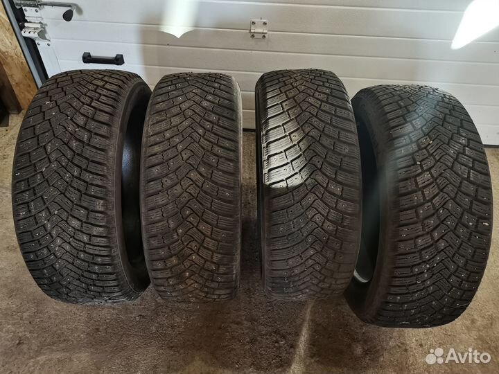 Continental IceContact 3 215/55 R17 98T
