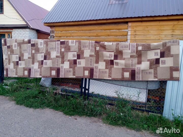 Ковры и паласы бу 2метра на 5 метров
